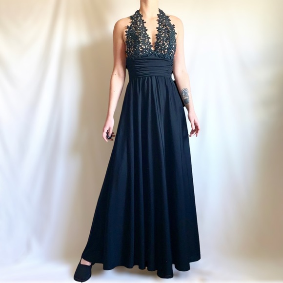 Vintage Dresses & Skirts - Vintage 70s Black & Floral Formal Party/Prom Dress